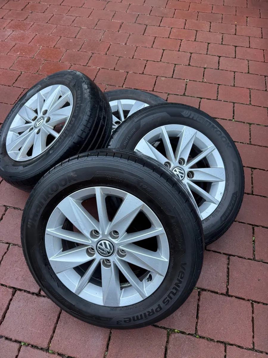 R15 Vw Caddy Golf Passat alloys & Nearly New Tyres - Image 1
