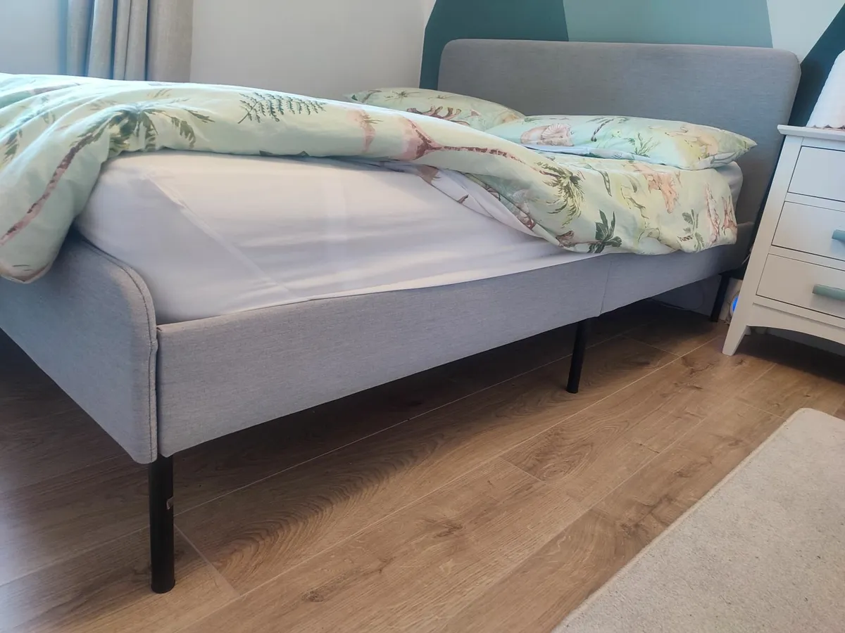 Double bed and mattress - Image 2