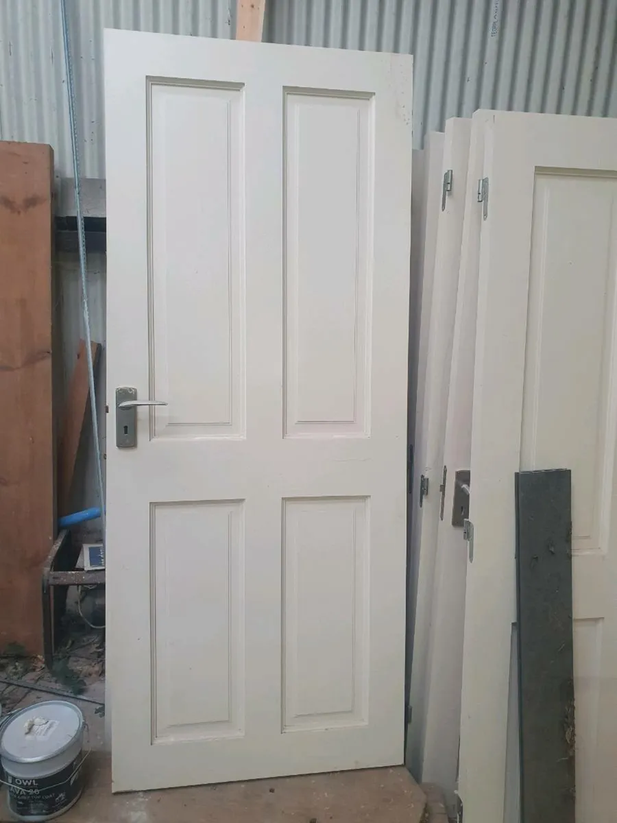 Internal doors - Image 1