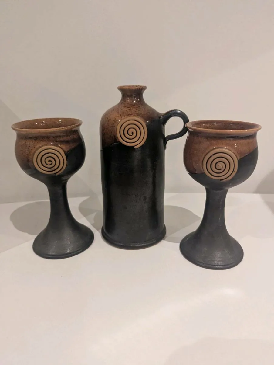 Jack O Patsy stoneware goblets and decanter - Image 1
