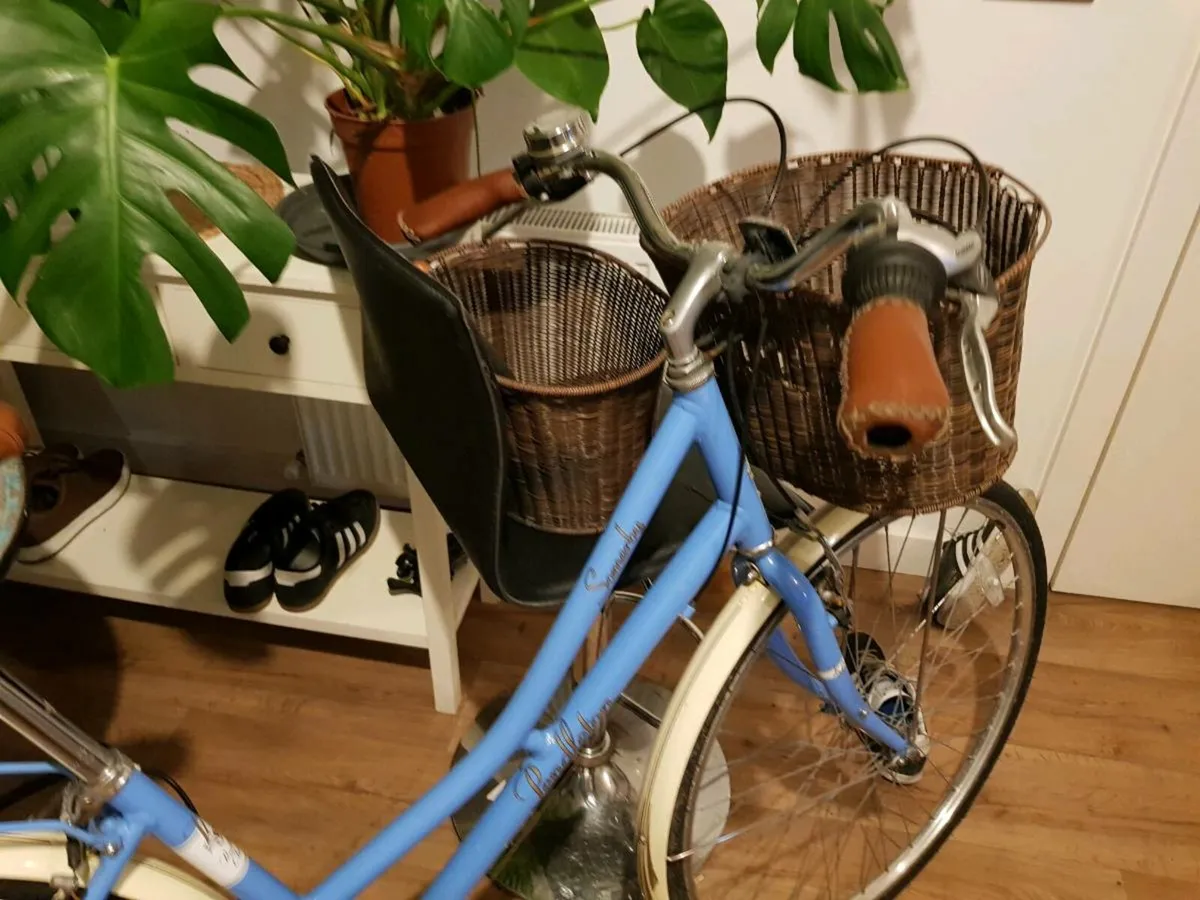 Ladies bike - Image 2