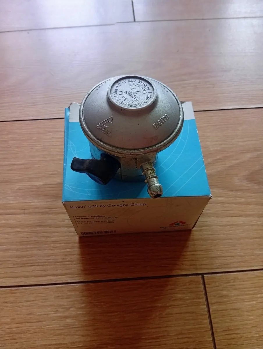 New Propane Butane gas Clip Regulator 27mm 37mbar - Image 1