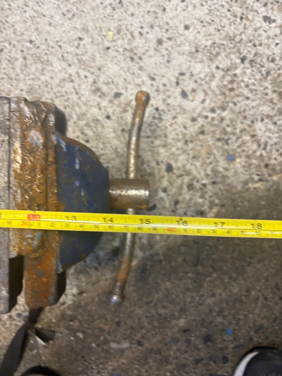 Bench vice .tool - Image 1