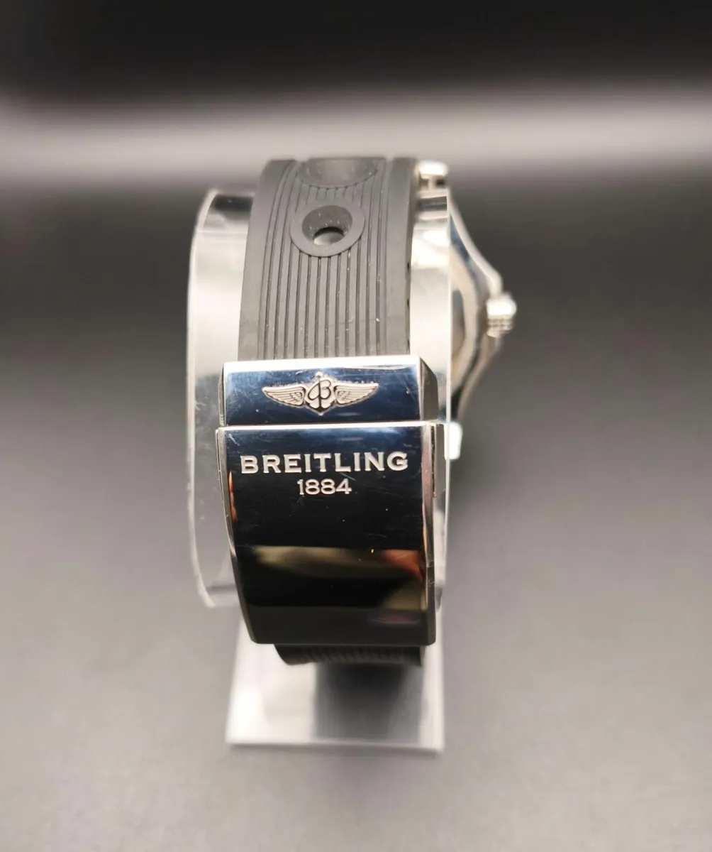 Breitling Avenger ii GMT - Image 2