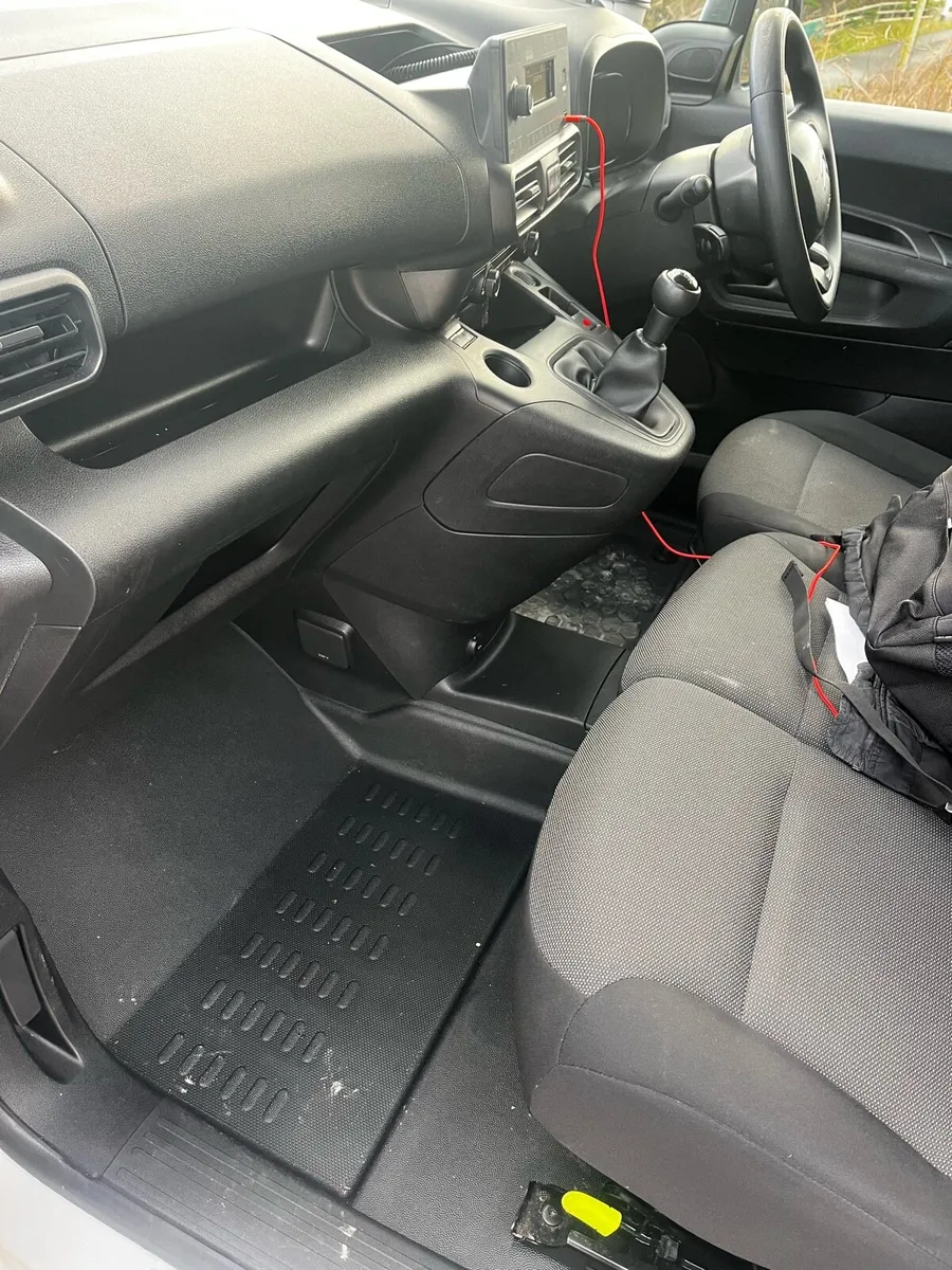 212 Citroen Berlingo - Image 4