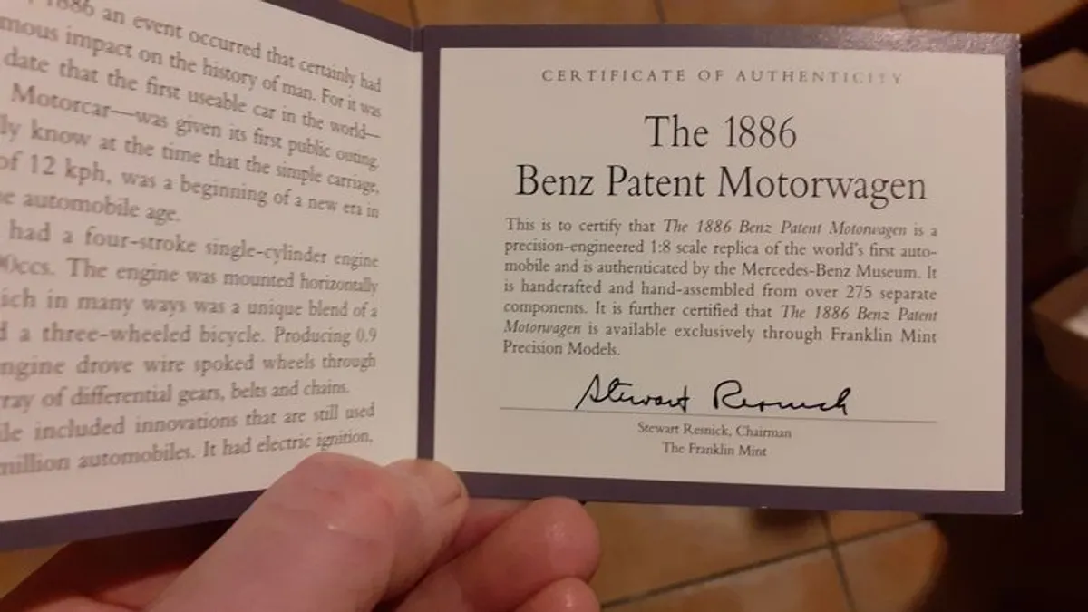 Franklin Mint 1886 Benz Patent-Motorwagen  1:8 Scale (Mint, Boxed) - Image 3