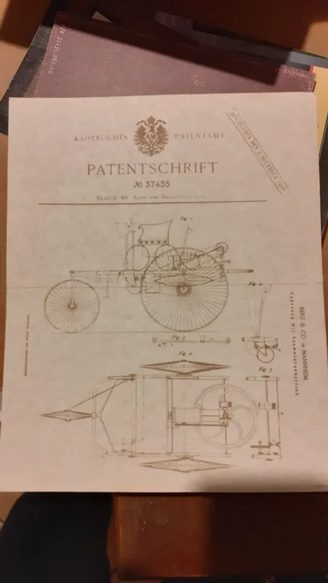 Franklin Mint 1886 Benz Patent-Motorwagen  1:8 Scale (Mint, Boxed) - Image 4