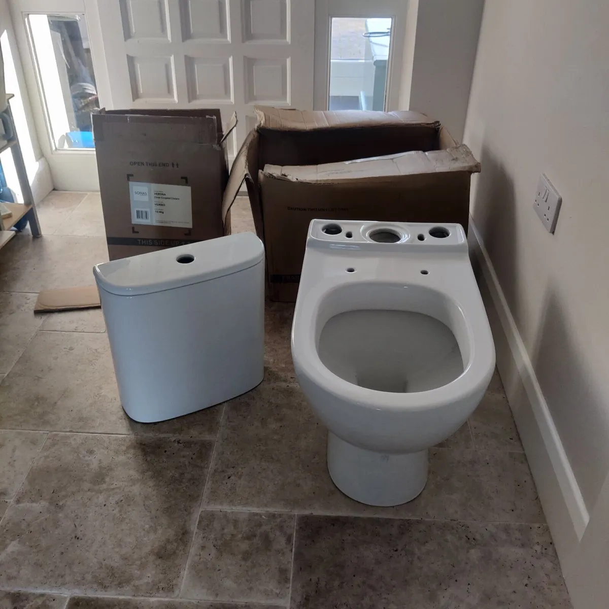 Sonas Toilet - Image 2