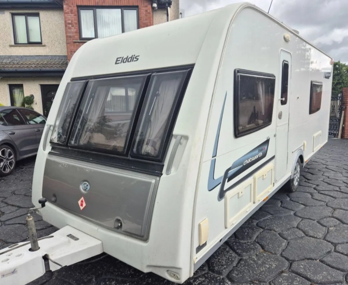 Elddis Chatsworth 574 2013 Caravan - Image 2