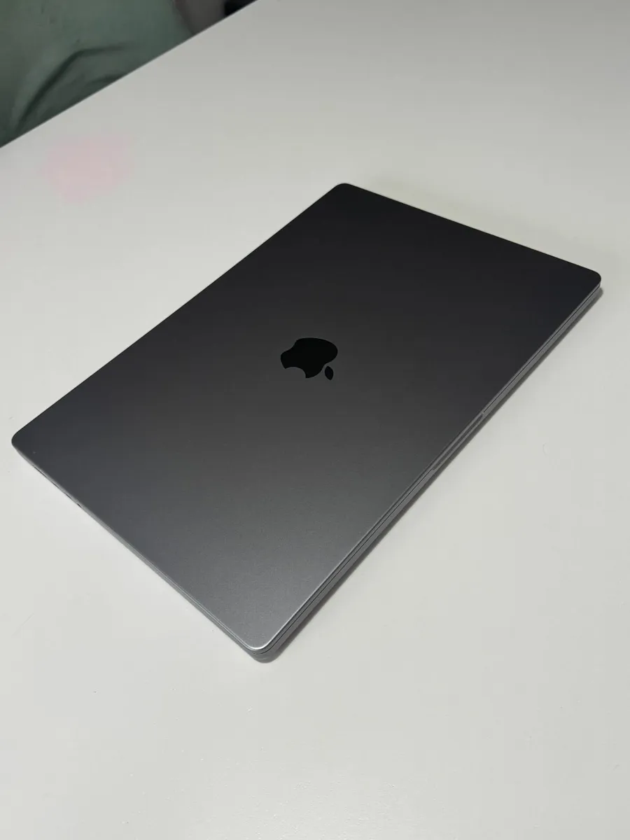 MacBook Pro 16″ M2 Pro (2023) 12-Core 19 GPU 16GB - Image 2