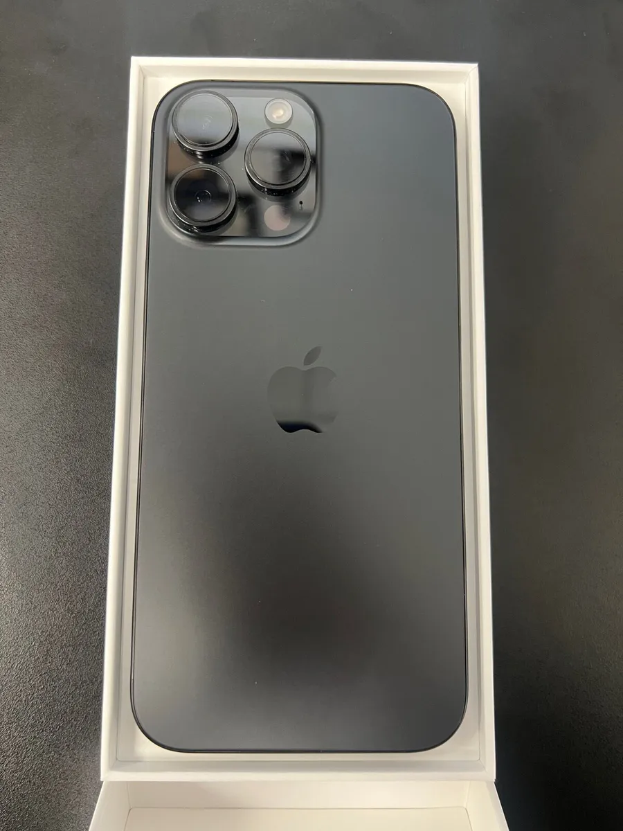 iPhone 16 PRO MAX - Image 2