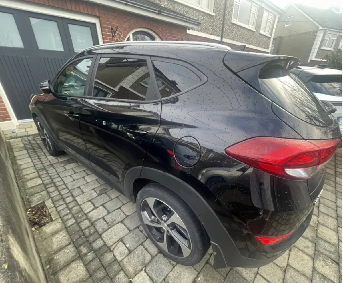 Hyundai Tucson Commercial - Image 4