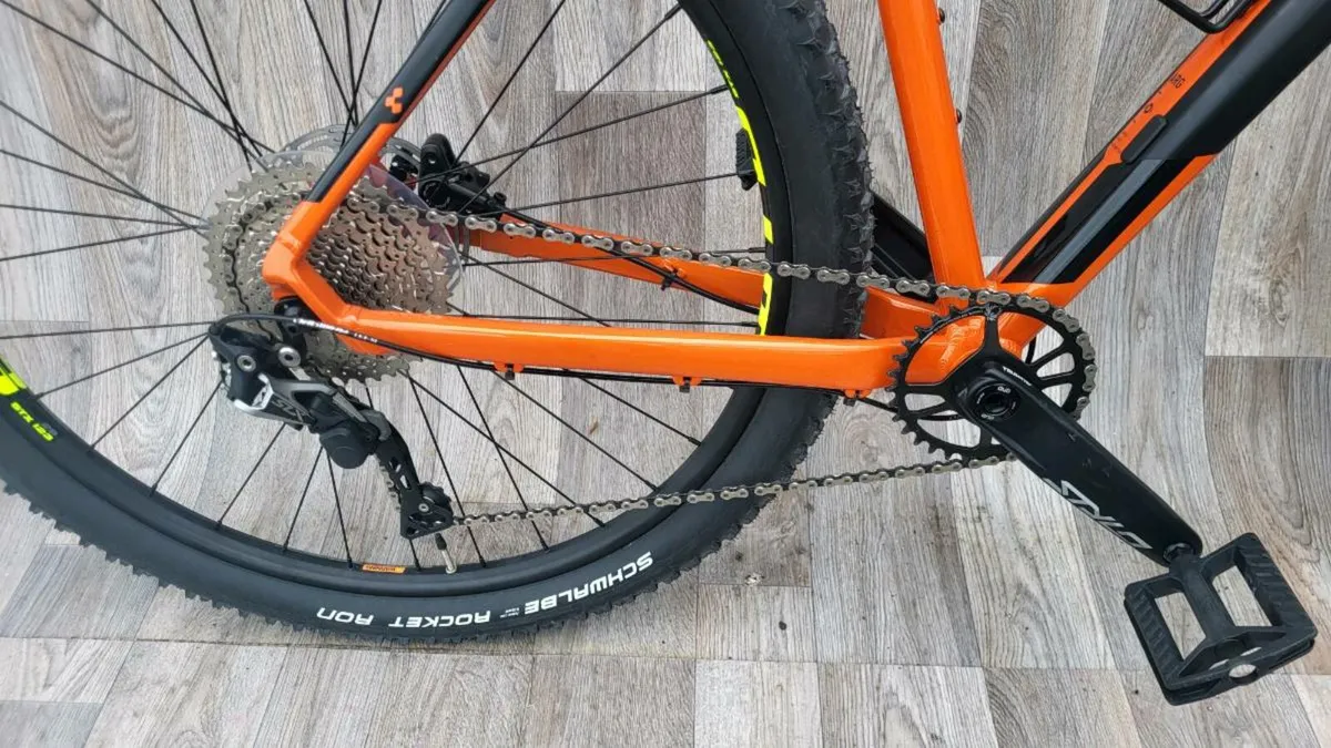 CUBE  BRAND NEW, SUPER LIGHTWEIGHT - Image 4