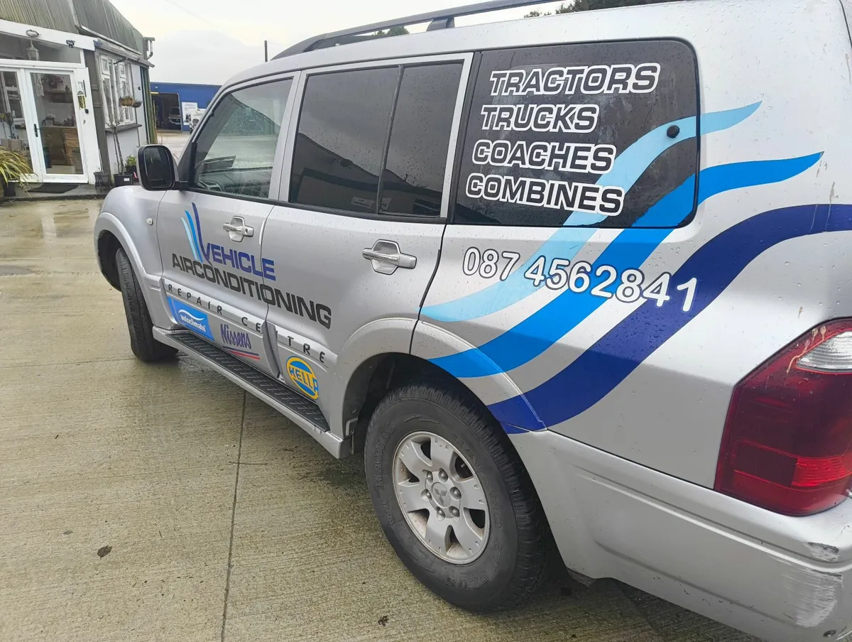 Mitsubishi Pajero 2006 - Image 2