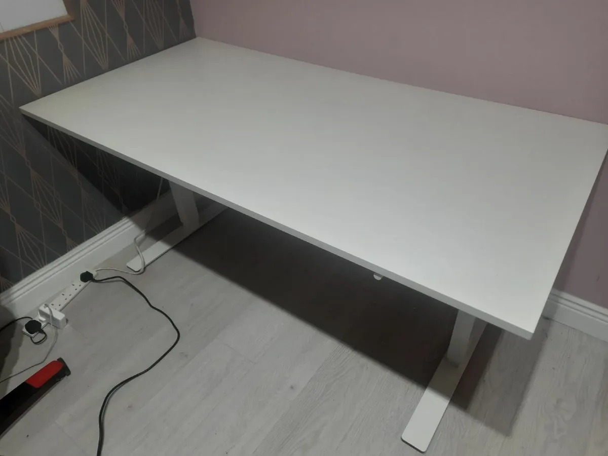 Sit/Stand Office desk from Ikea 160cm x 80cm - Image 1