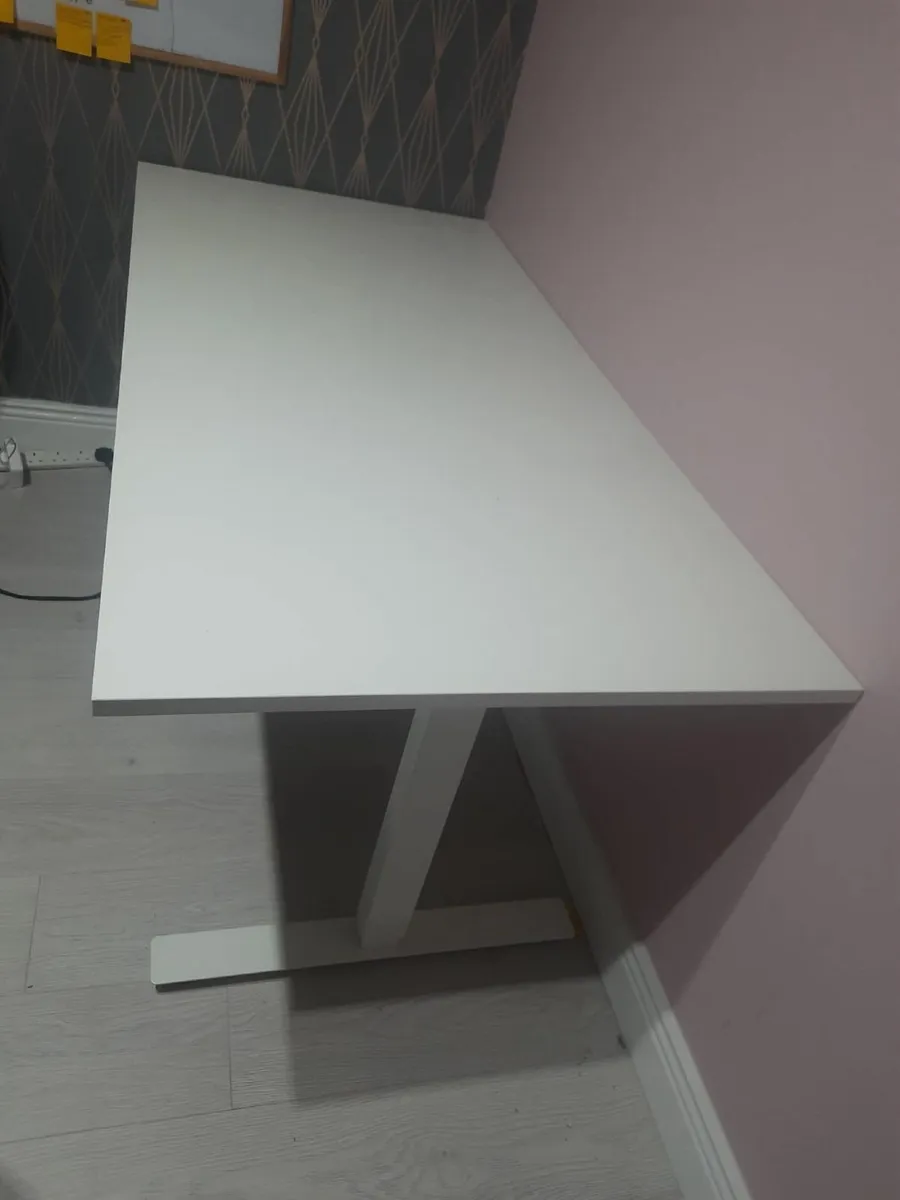 Sit/Stand Office desk from Ikea 160cm x 80cm - Image 3
