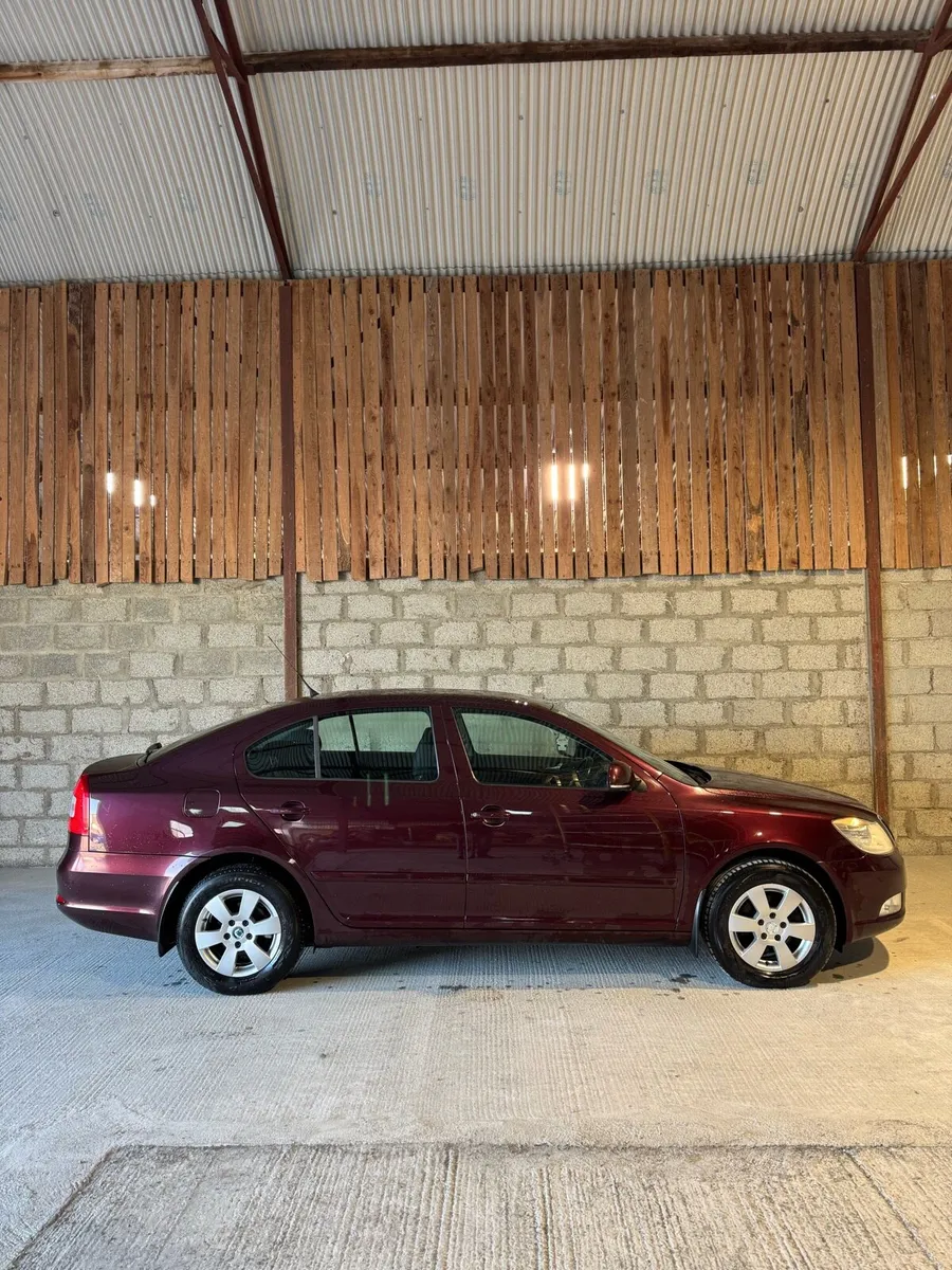 2011 Skoda Octavia TDi - Image 2