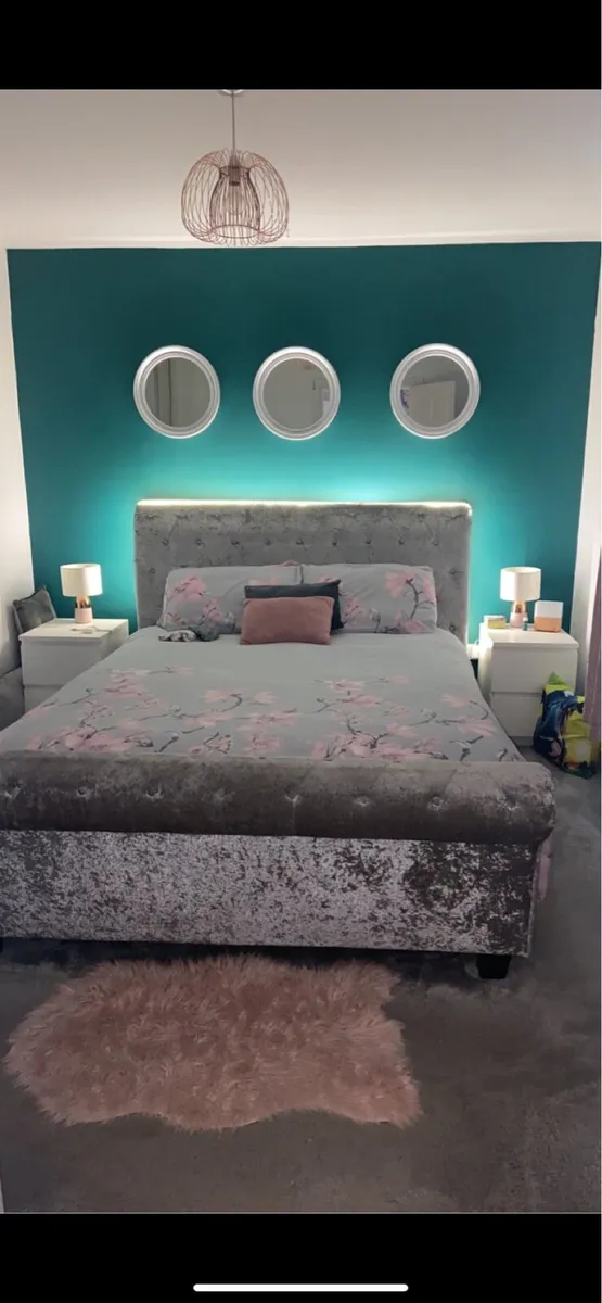 King size bed frame & mattress - Image 3