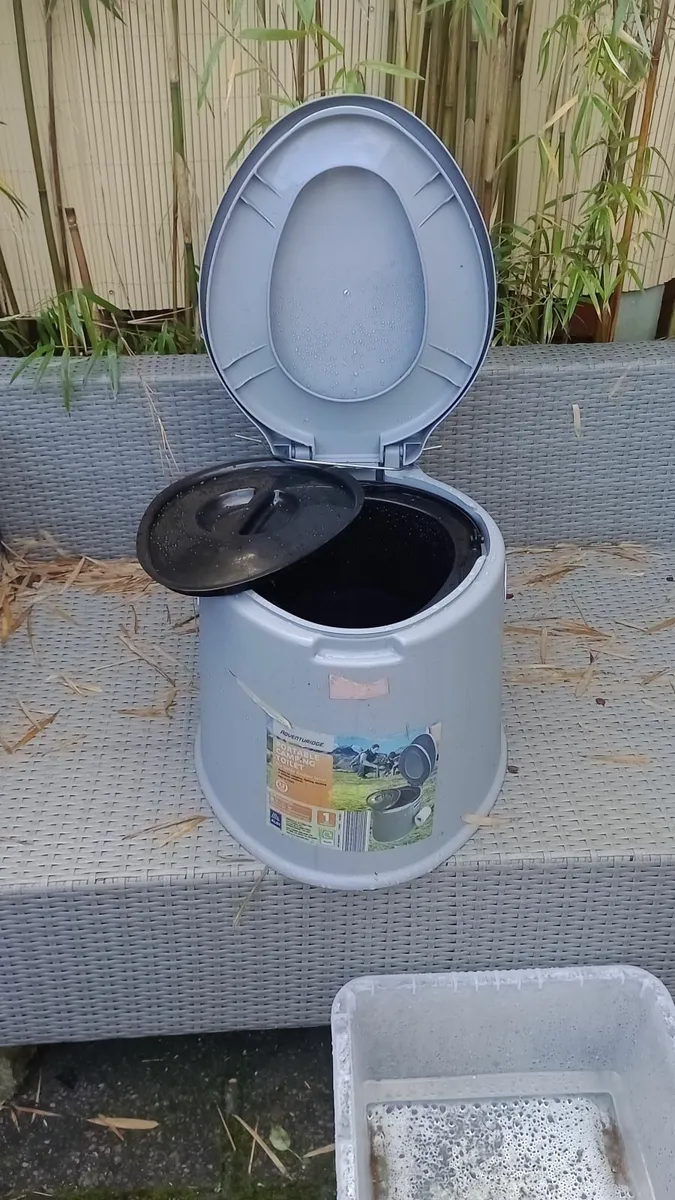 Camping toilet - Image 1