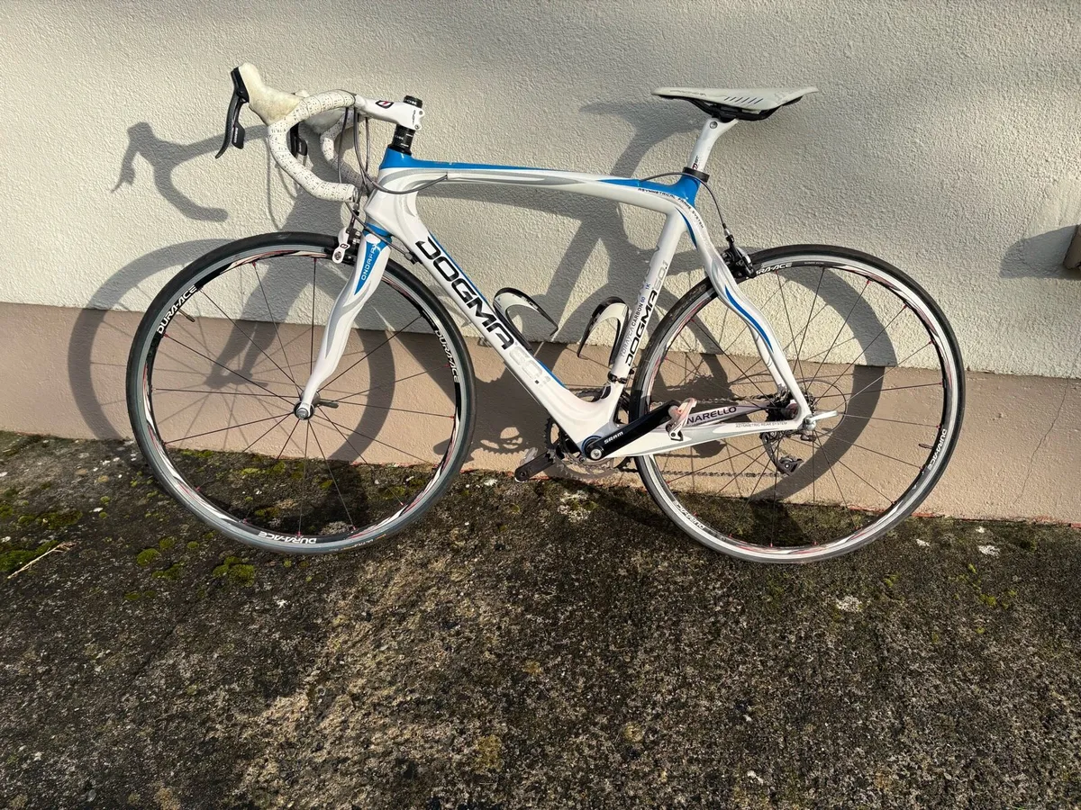 Racing bike - Image 1