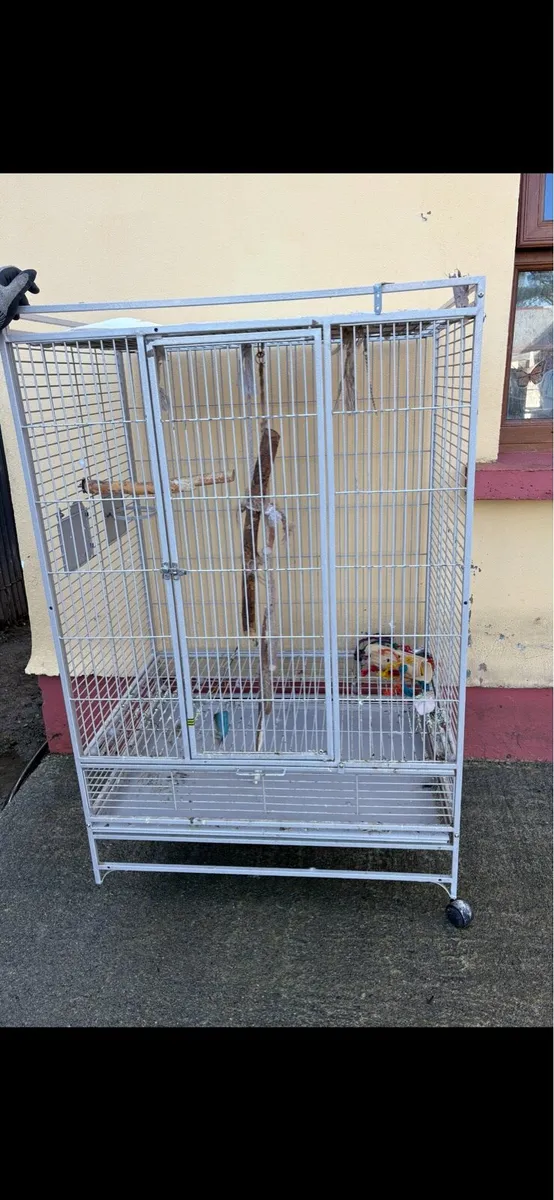 Large Bird Cage - Image 1