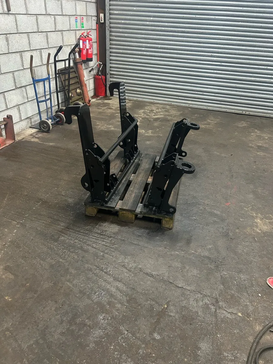 ADAPTER PLATE - Image 1