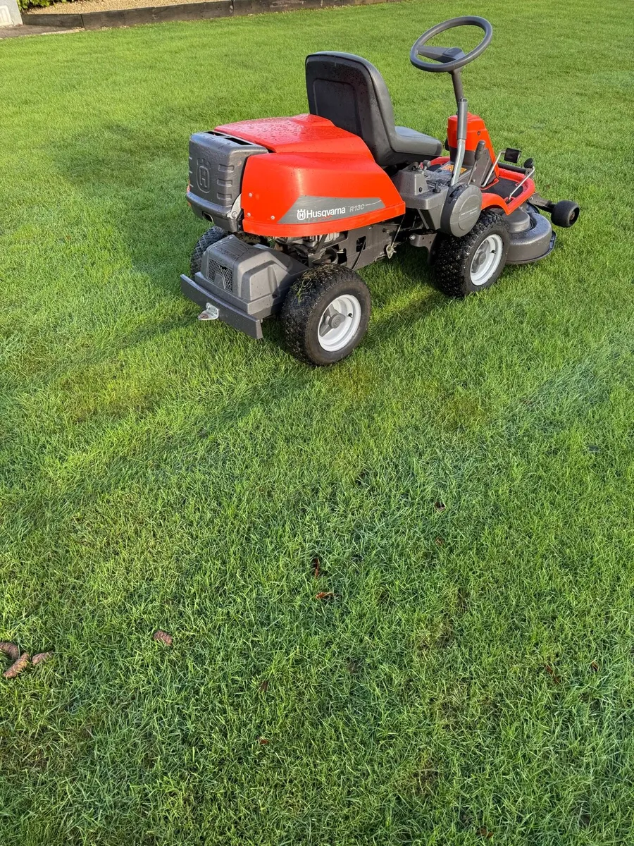 Ride on mower - Image 3