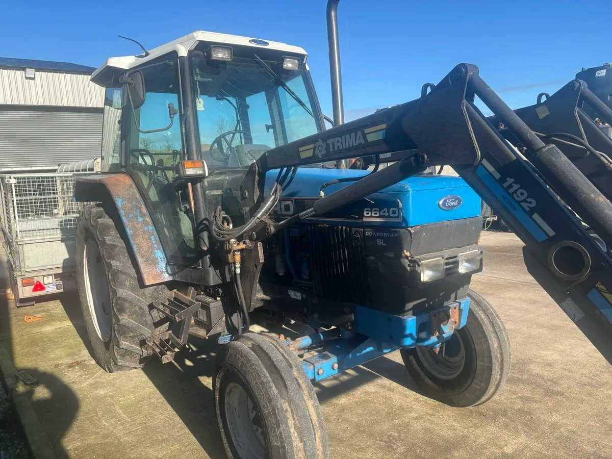 Ford 6640 with Loader - Image 2