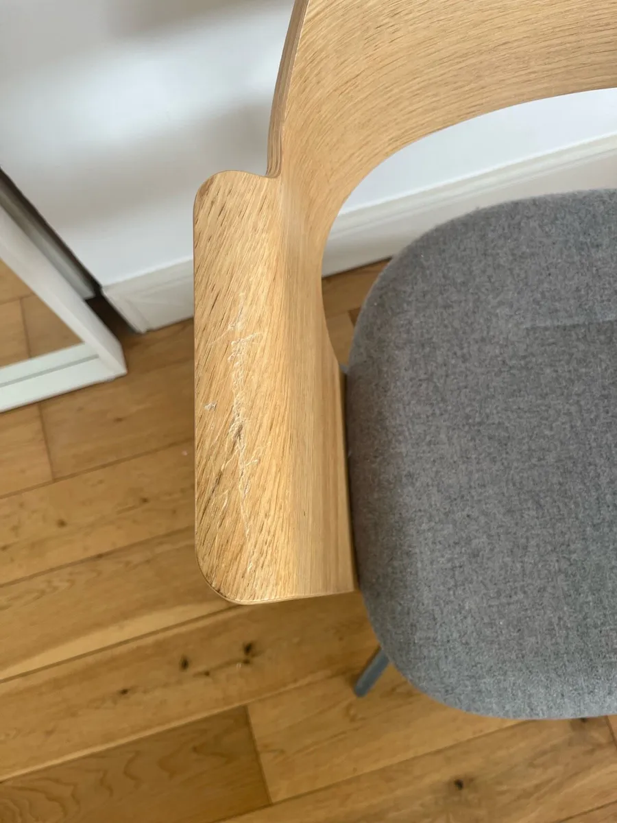 Desk chair - Image 2