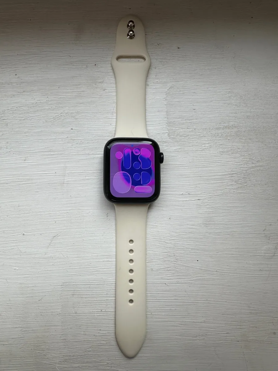 Apple Watch SE (GPS) Generation 2 - Image 2