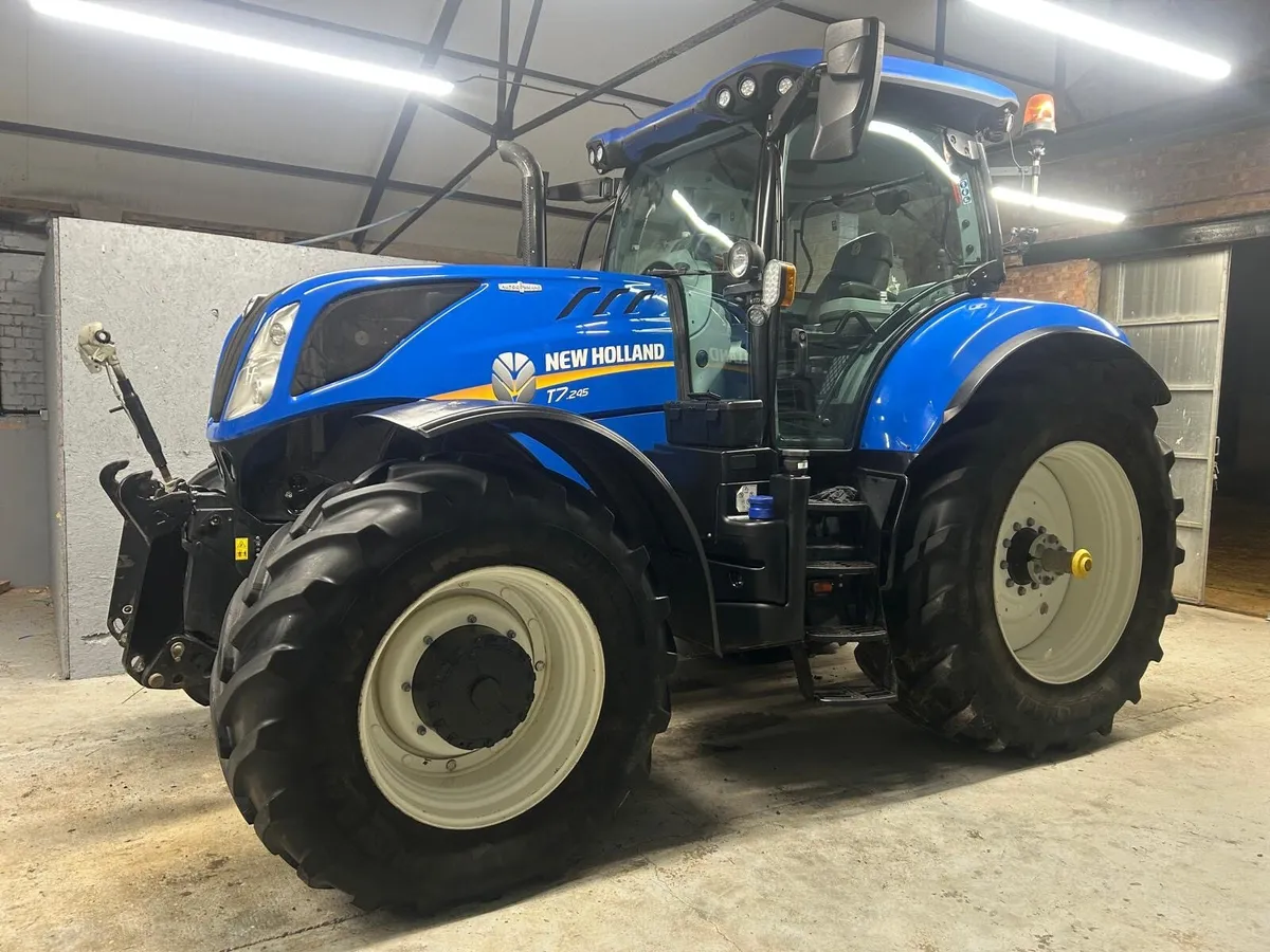 New Holland T7.245 - Image 3