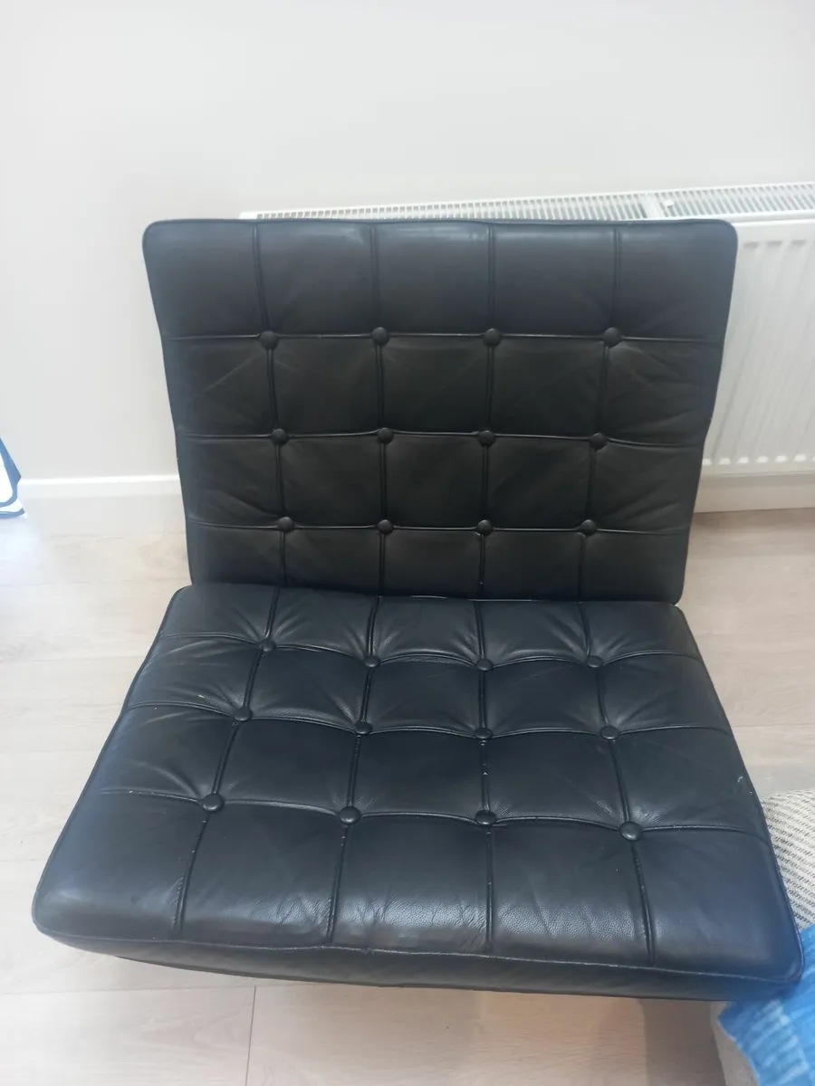 Second hand Barcelona Chair - Image 1