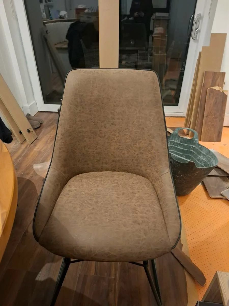 Chairs/counter stools - Image 1