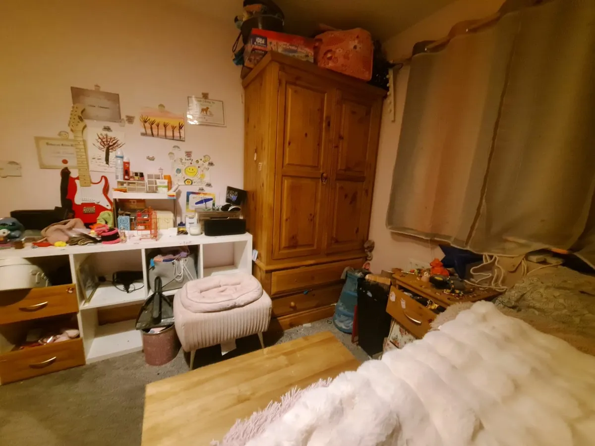 Wardrobe free to take today - Image 2