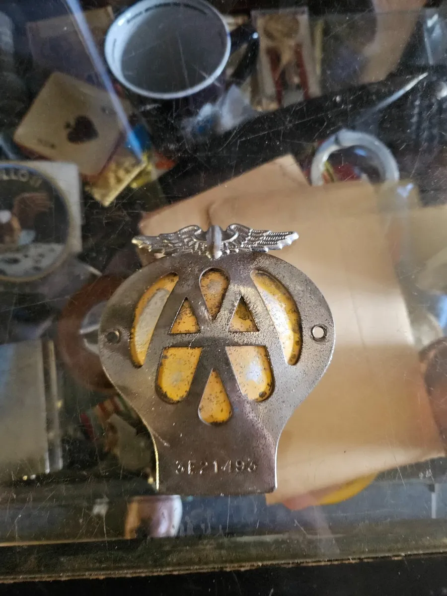 Vintage AA Badge - Image 2