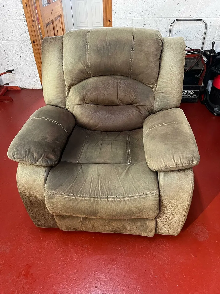 3 Seater & 1 Seater Recliner - Image 2