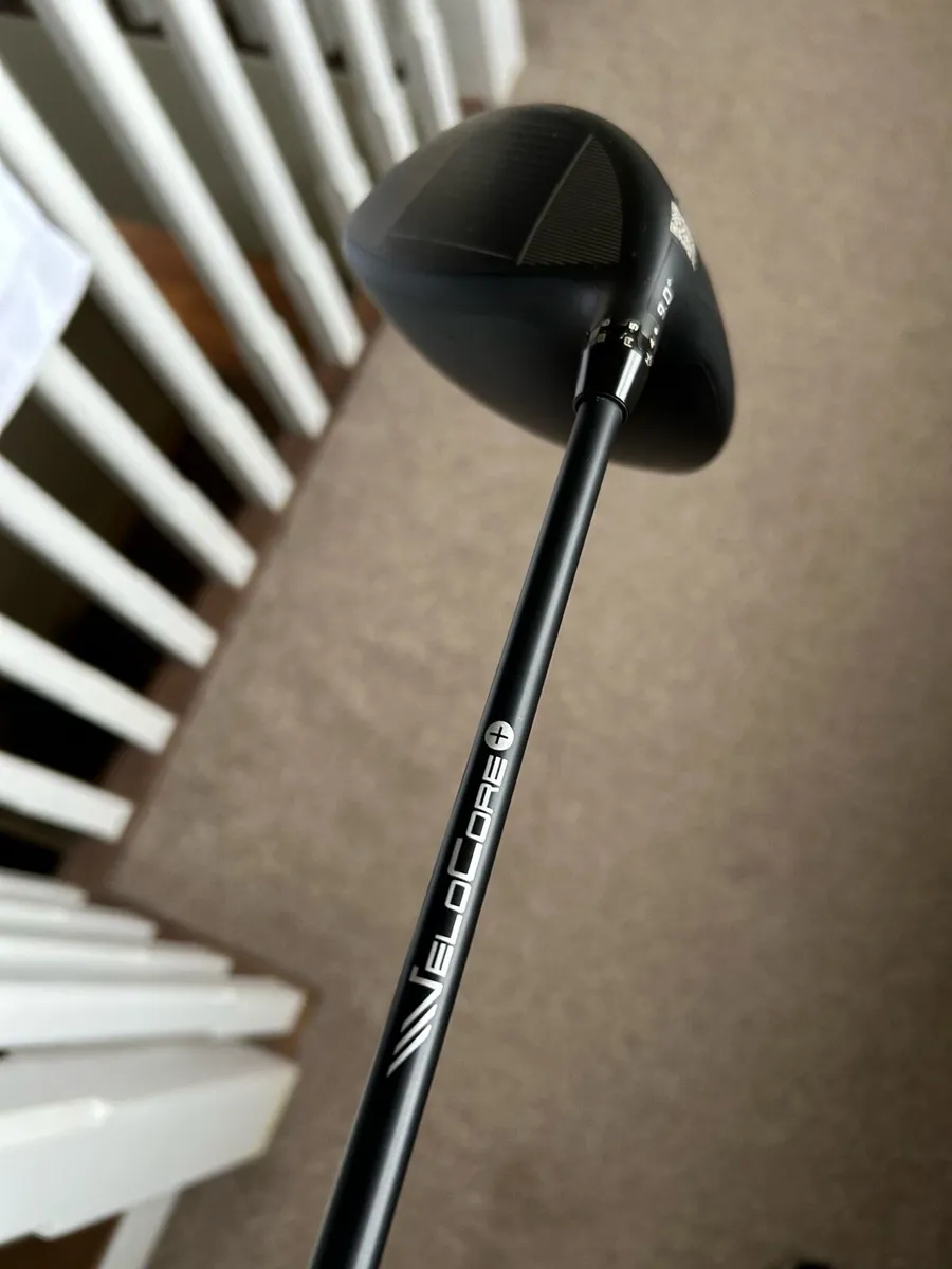 Cobra DS Adapt K Max Driver with velocore + - Image 2