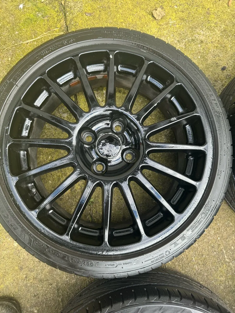 OZ Racing Alloys 17” with Tyres - Image 4