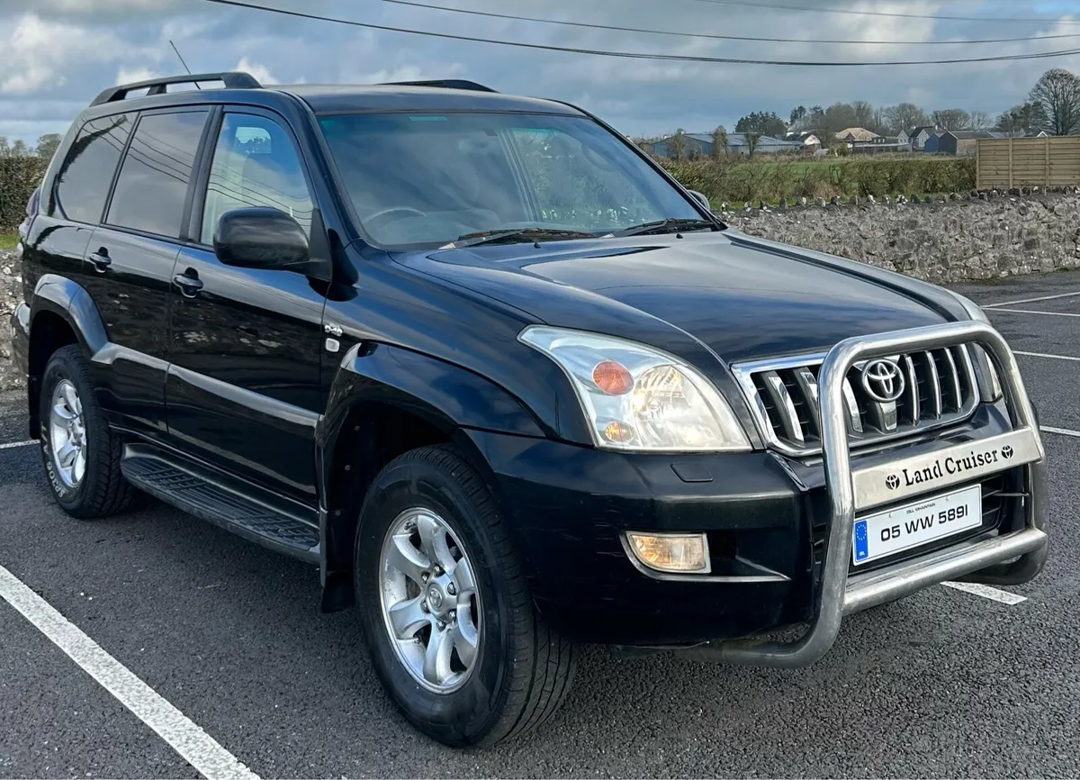 Toyota Landcruiser Lwb - Image 1