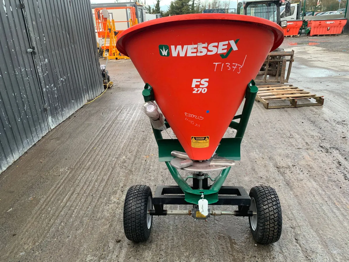 Wessex Quad Towed Salt Spreader – Gritter - Image 4