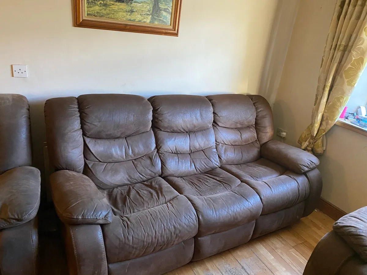 Sofas for sale - Image 3