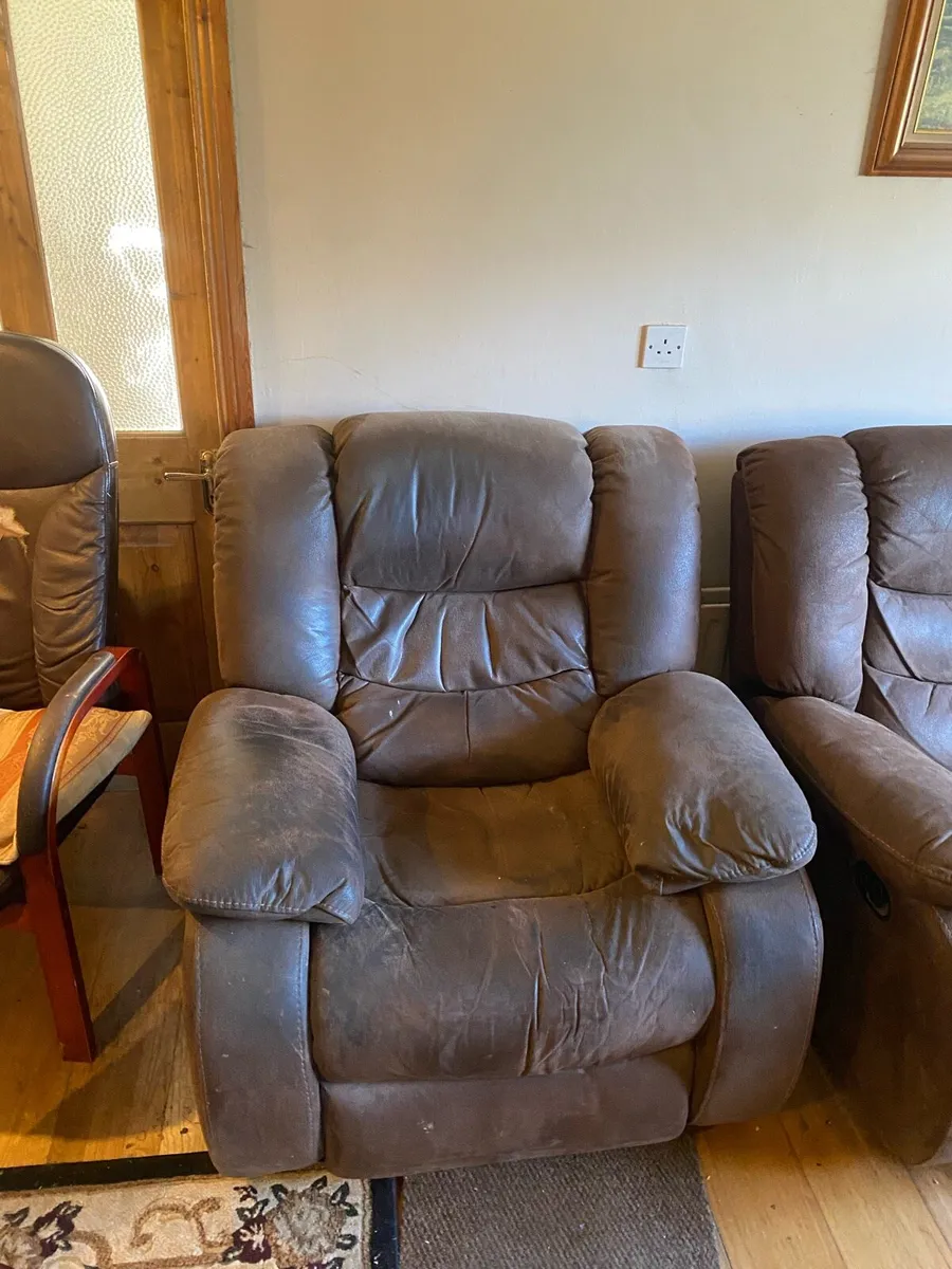 Sofas for sale - Image 4