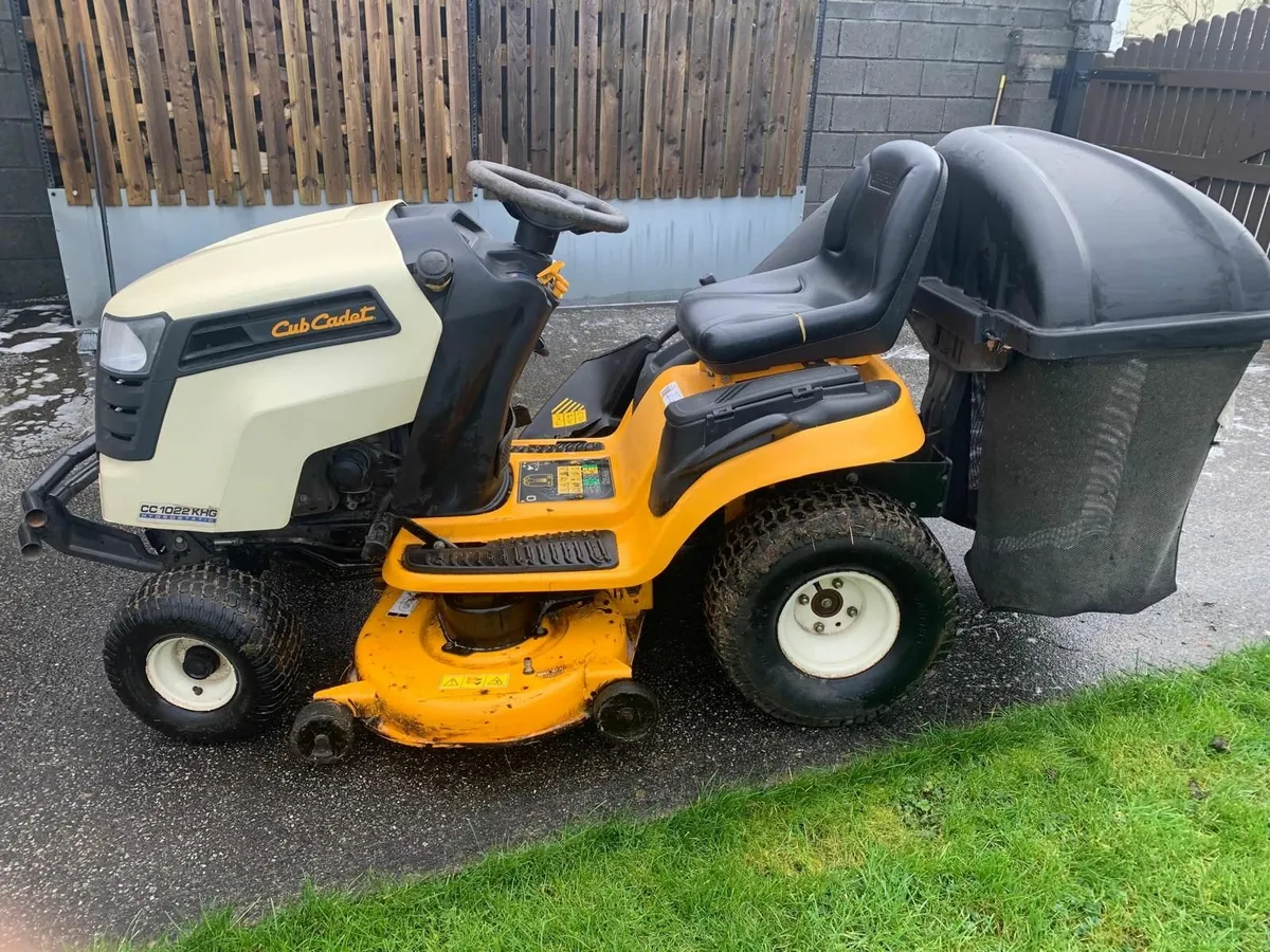 Ride On Lawnmower - Image 2