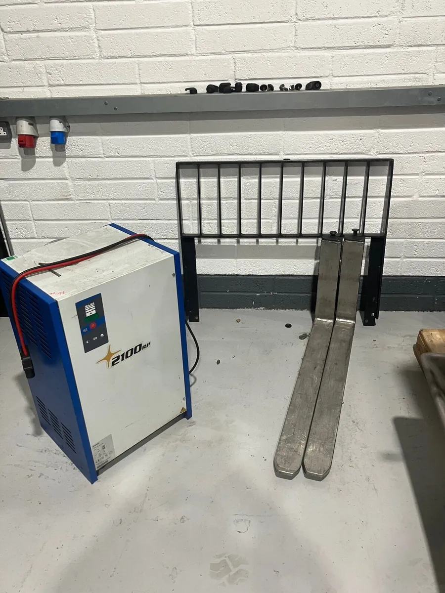 Forklift Parts - Image 1