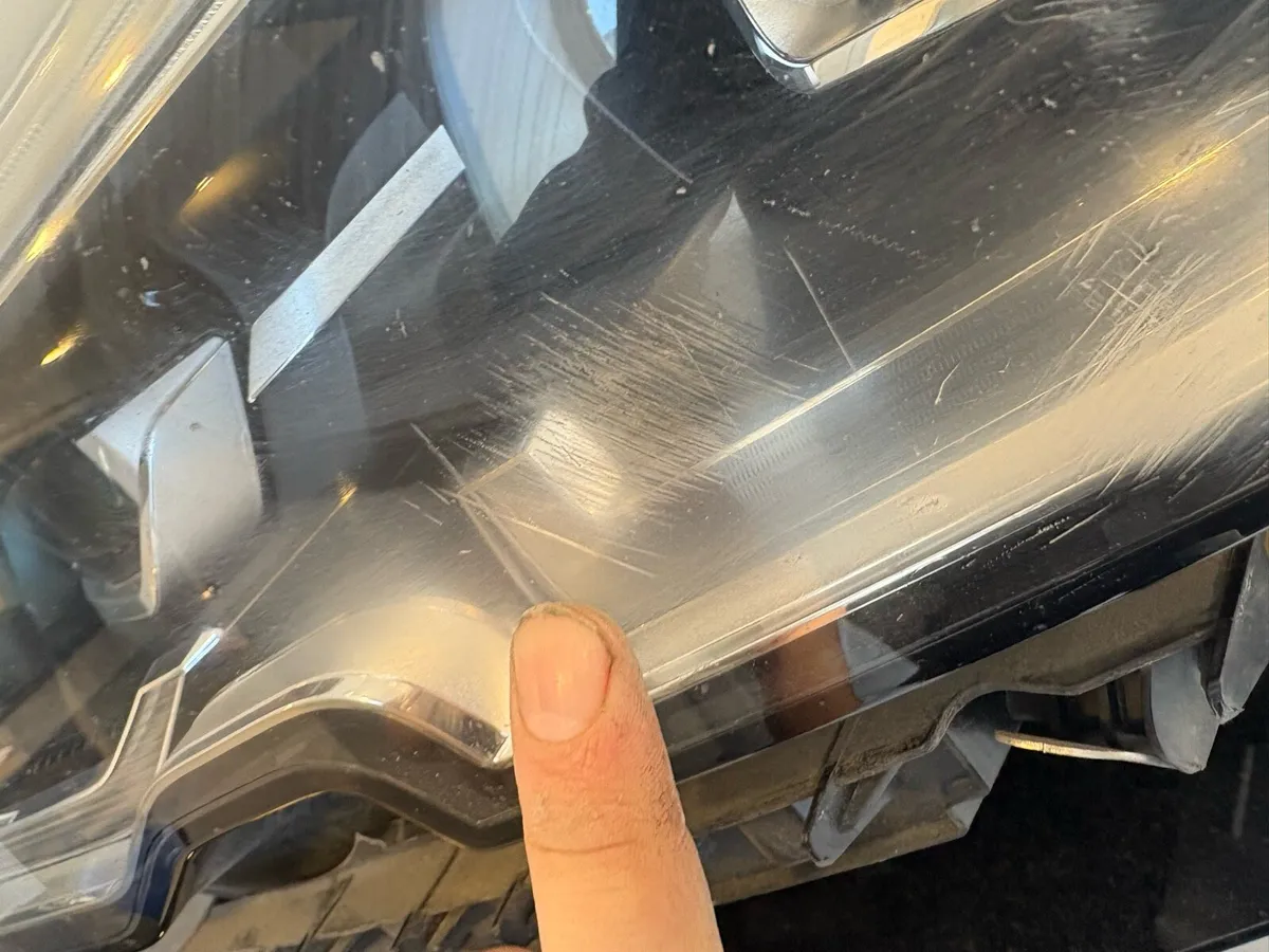 2022 bmw g20 passenger headlamp LED - Image 2