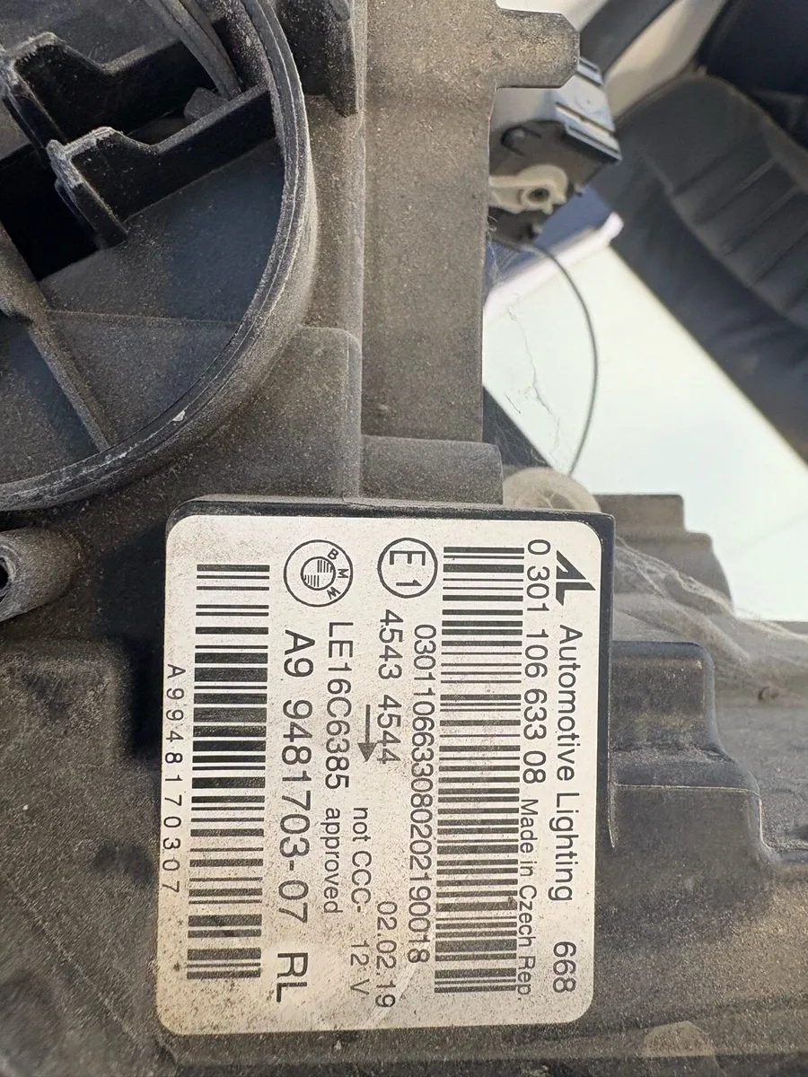 2022 bmw g20 passenger headlamp LED - Image 3