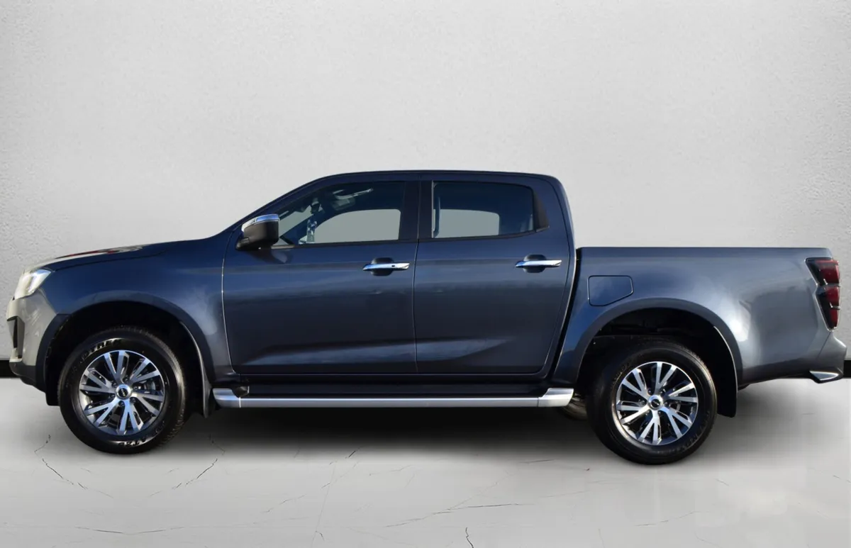 Isuzu D Max LS auto - Image 4