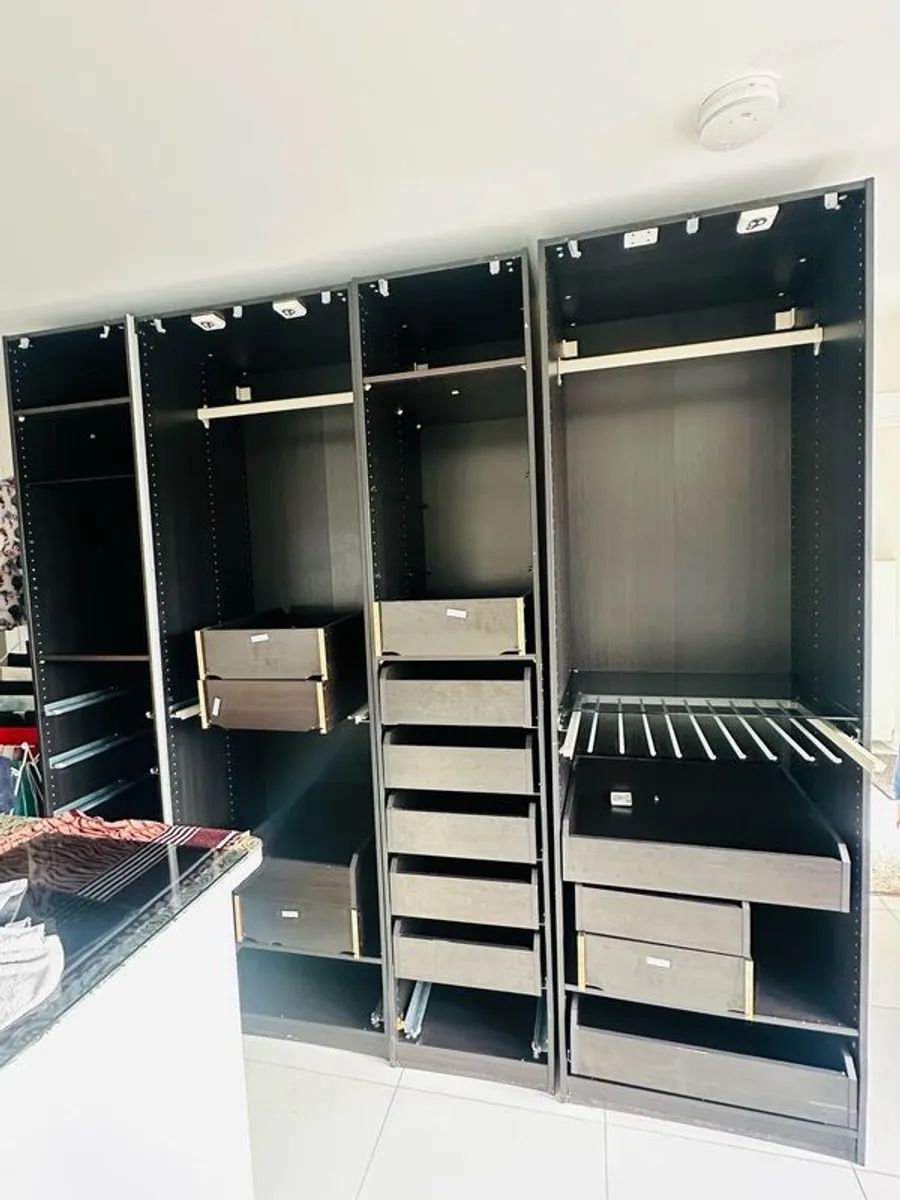 sliding wardrobe - Image 2