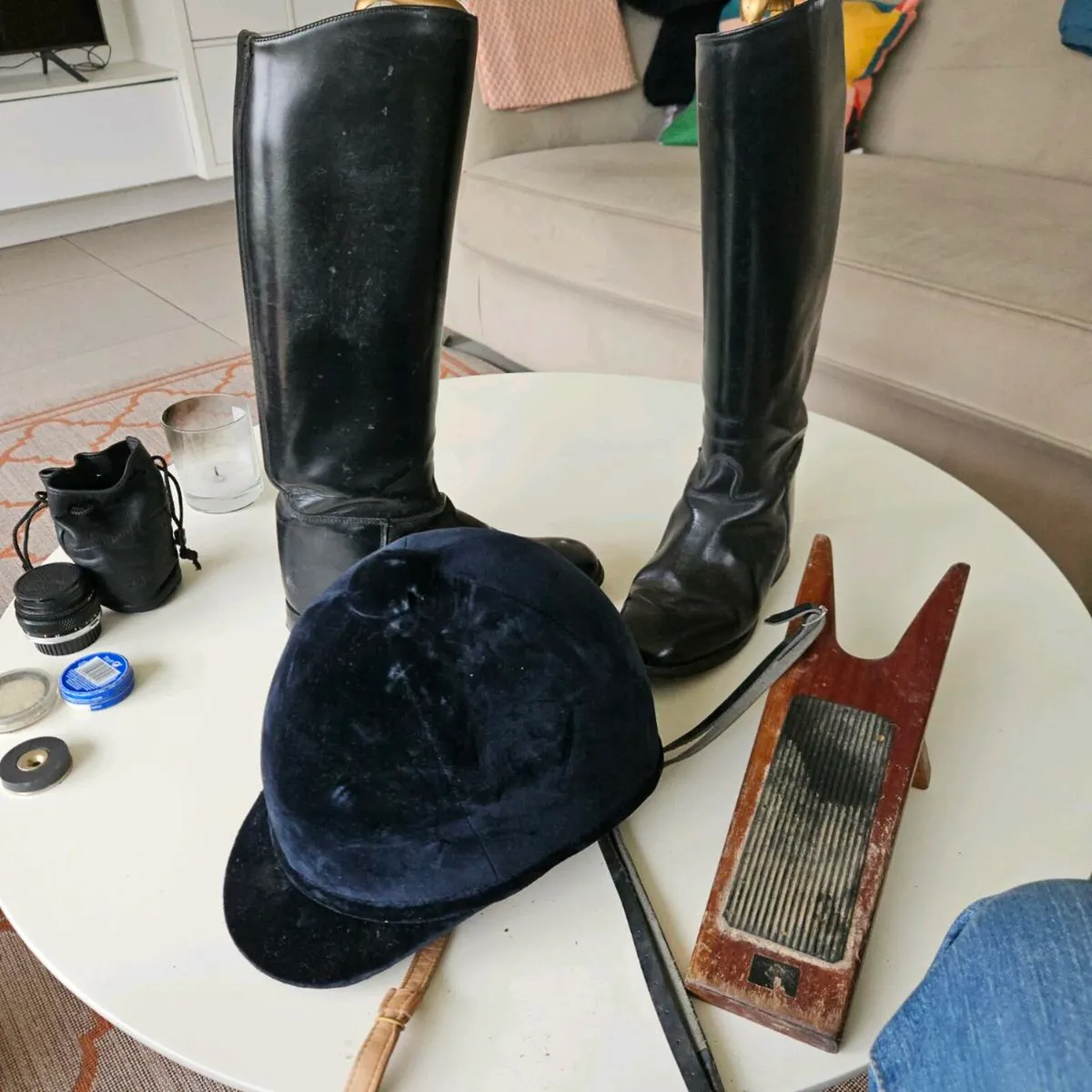 Horse riding equipment - Image 2