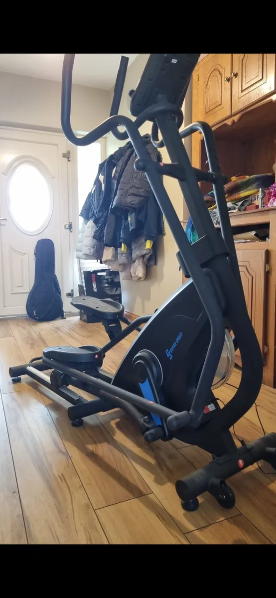 Elliptical trainer - Image 2